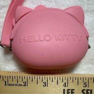 Hello Kitty Loungefly Molded Coin Purse. NEW